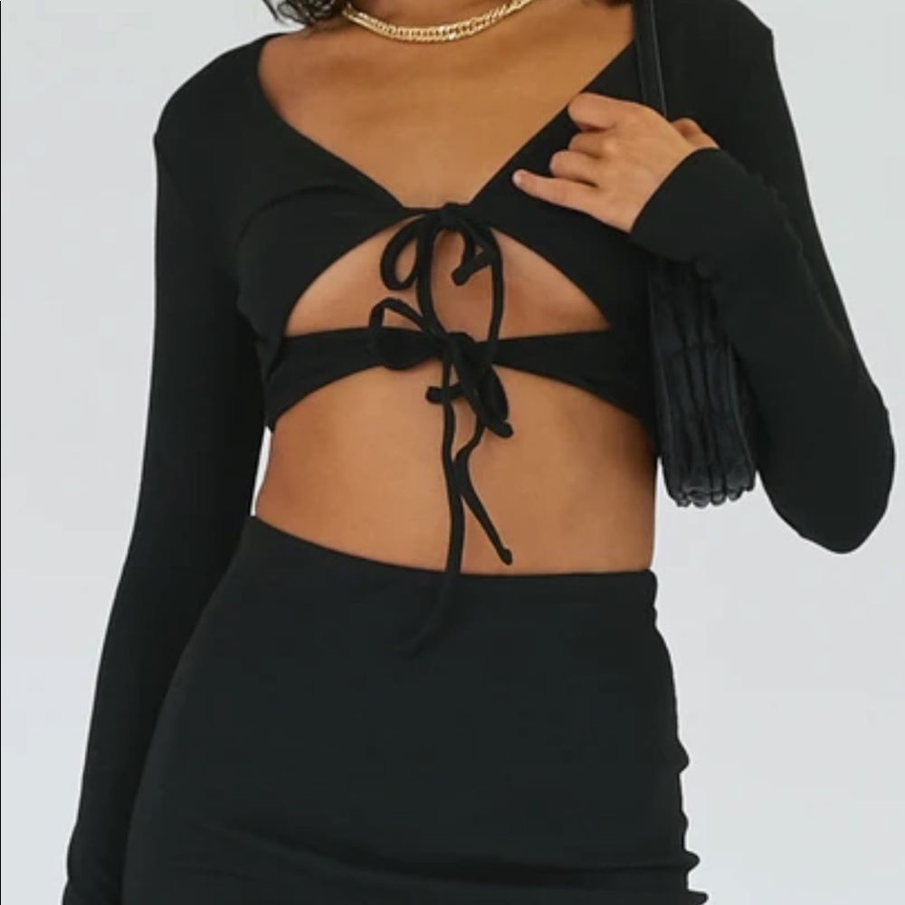 BRAND NEW Top Piece of Black Shona Set